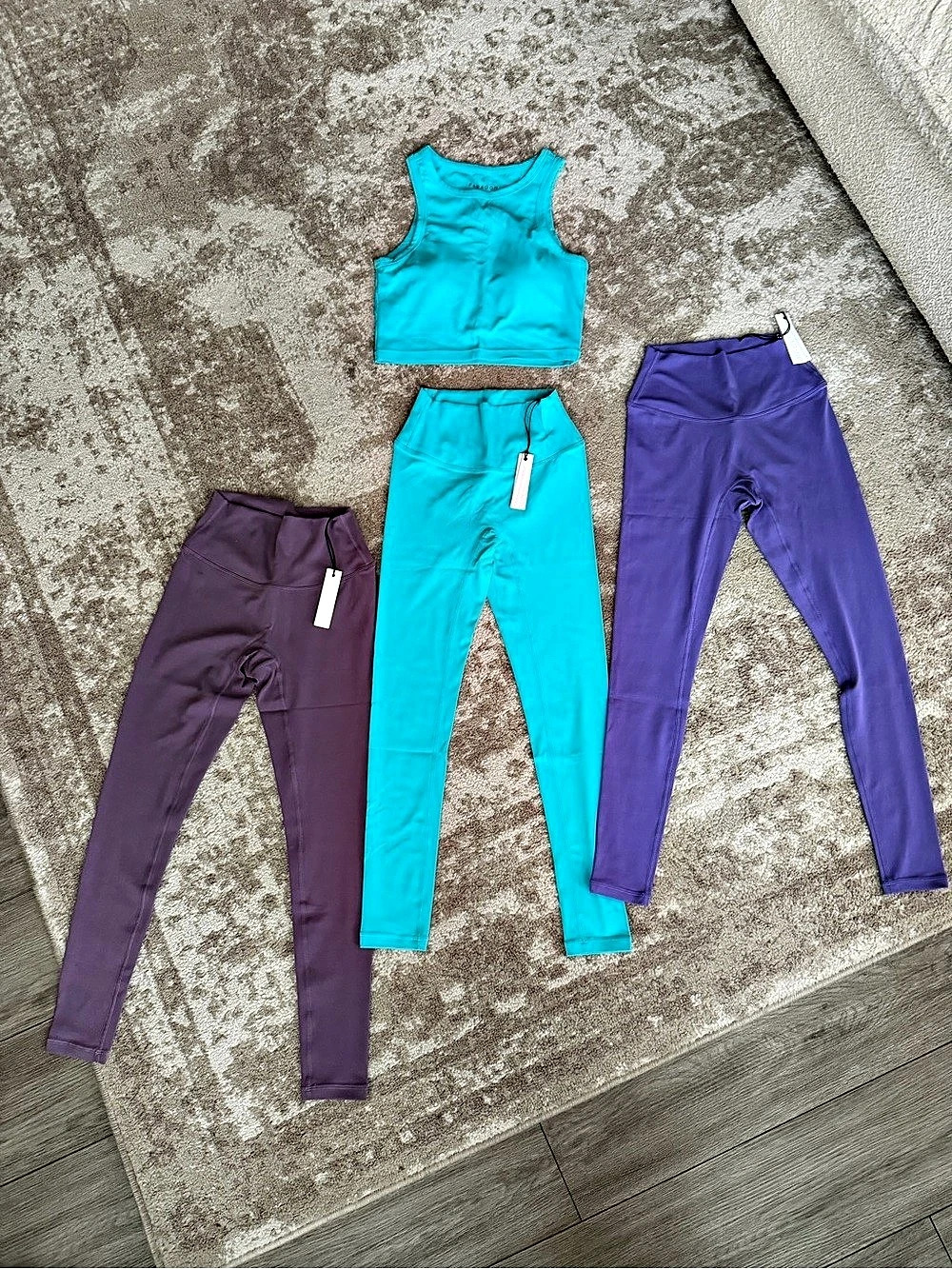 NWT Paragon Fitwear 4-Pc Mega Bundle 3 Leggings Sm 1 Top Med